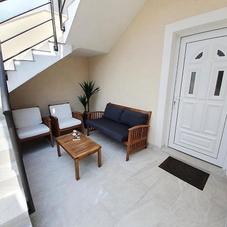 Apartments Dora Vantacici Ngoại thất bức ảnh