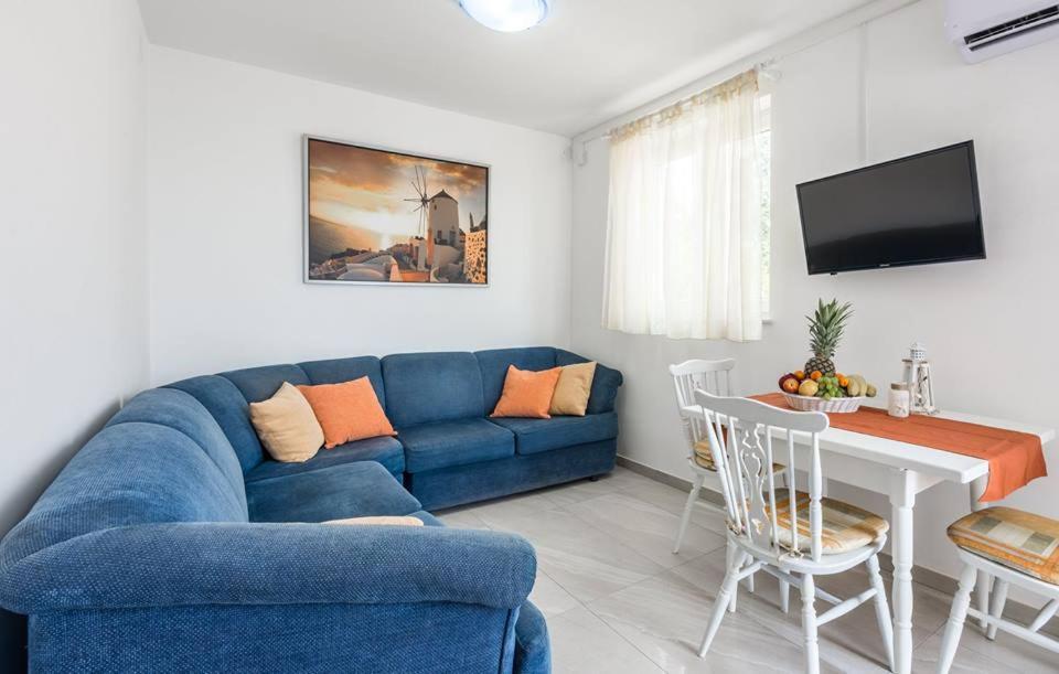 Apartments Dora Vantacici Ngoại thất bức ảnh