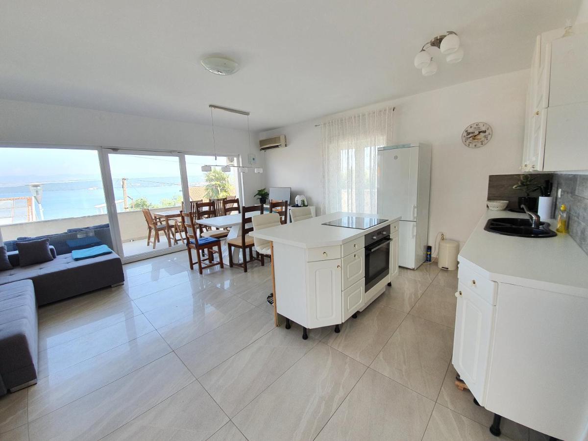 Apartments Dora Vantacici Ngoại thất bức ảnh