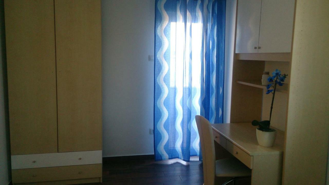 Apartments Dora Vantacici Ngoại thất bức ảnh