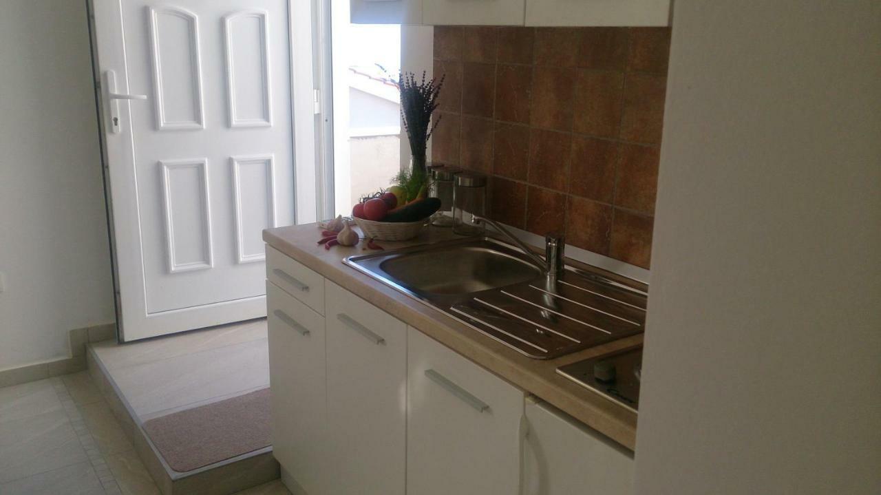 Apartments Dora Vantacici Ngoại thất bức ảnh